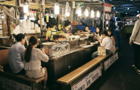 被集市收割、被买家嫌弃，“摆摊后浪”有点惨