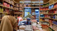 穷人想薅羊毛，而有人想薅穷人的羊毛