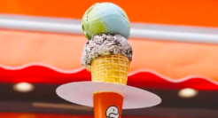 意大利版网红“雪糕刺客”，被蜜雪冰城暴打成小布丁