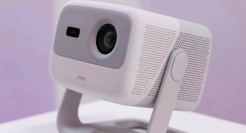 极米、坚果直播互撕，技术之争还是另类营销？