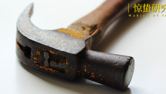 直播带货变轨，京东补票上车