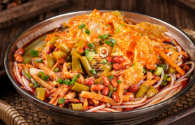 螺蛳粉难出头部品牌，原来问题在这里！