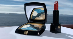 除了化妆术，毛戈平只剩毛戈平