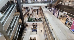 消费脱困但未康复，商场出租仍处“生死战”