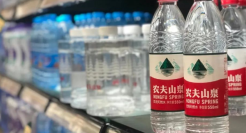 卖水亏本了？农夫山泉毛利下滑2%，涨价高达10%！