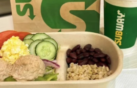 不甘被肯德基碾压，赛百味找来靠山