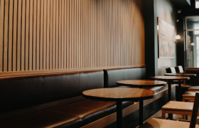 加盟商陪瑞幸、库迪肉搏：贴身战、规模战和价格战