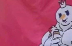 椰树，开始对别人家猛男下手？！