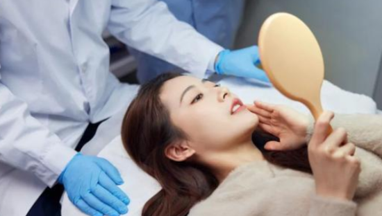 被年轻人捧红的“轻医美”，为何不赚钱？