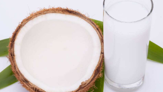 椰树品牌土味营销出圈，风光数据背后的焦虑值得揣摩