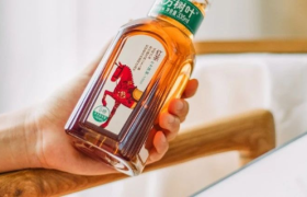 东方树叶被魔改！网友：啤里啤气