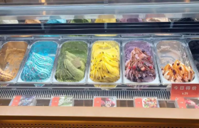 月薪一万，吃不起两个冰淇淋球