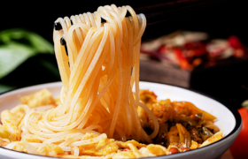 螺蛳粉冲刺万店风口，决胜在供应链