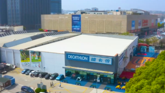 穷鬼乐园迪卡侬，如何崛起？