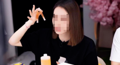 花了4380万 ! 戚薇“挑战”东方甄选