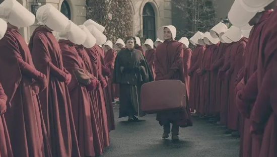 厂货围猎蕉下们