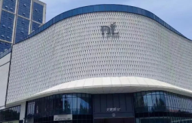 赚的钱给员工分完了！胖东来你学不会