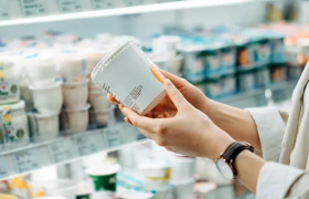 40元一杯的酸奶成年轻人“新宠”？