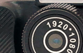 全球最小相机亮相，轻巧方便携带