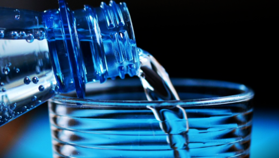 沉寂20多年的国产汽水，正在杀回市场