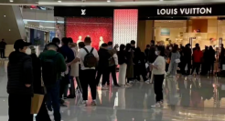 全球大牌“讨好”中国年轻人