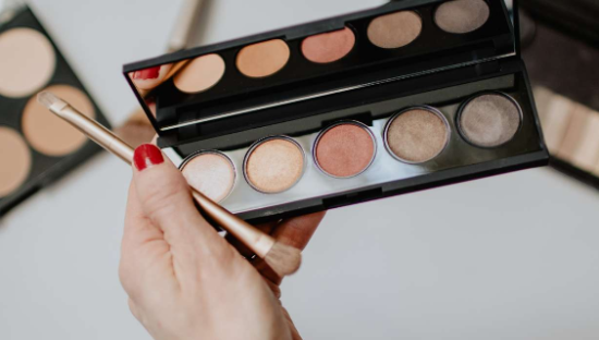 LVMH交出3340亿成绩单，但化妆品业务在中国还需“过难关”