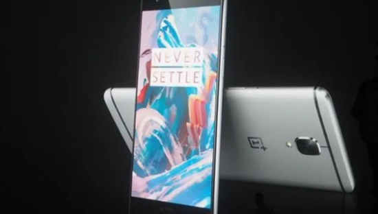 回归OPPO两年，一加赢了销量，输了品牌