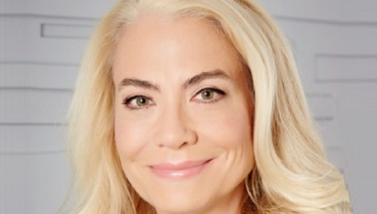 露华浓换帅！或迎近40年来最大变革