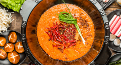 三年营收翻了3.4倍，怂火锅做对了什么？