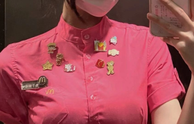 麦当劳穿制服热舞，肯德基吓出一身鸡皮疙瘩