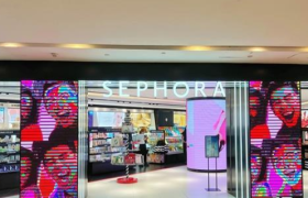 丝芙兰中国，看不见的“三板斧”