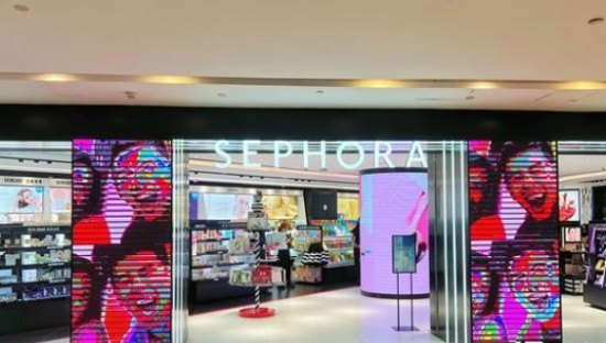 丝芙兰中国，看不见的“三板斧”