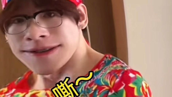 猛男营销6.6亿次播放，新茶饮在抖音又开战了