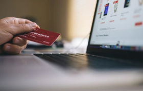 直播带货的风，吹向了跨境电商