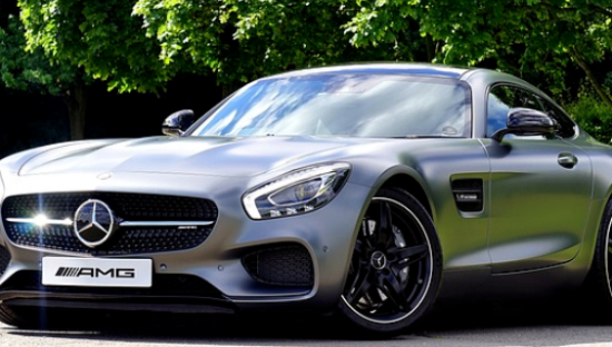 奔驰“挂倒档”