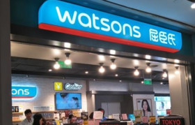 羊毛党困住屈臣氏