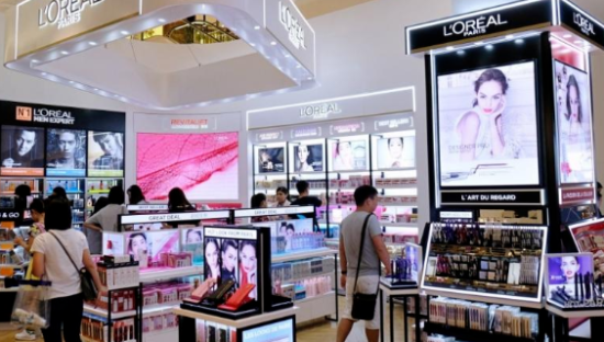 86%！高端美妆“垄断”百货购物中心