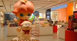 泡泡玛特这一年：更大的梦想，更艰难的路