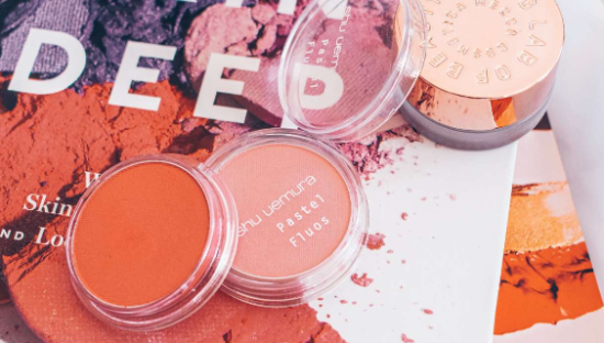 当国货彩妆比黄金还贵