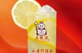 对标瑞幸，蜜雪冰城联名五粮液了？