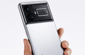 Realme手机，陷在“性价比”里