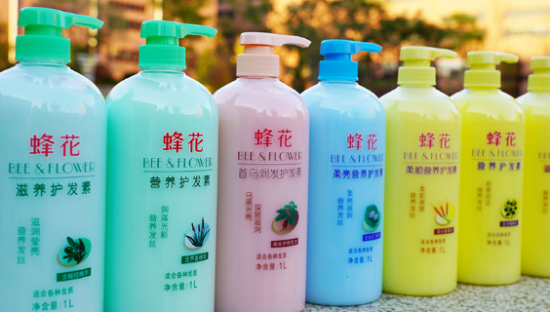 佳琦跌倒，蜂花吃饱