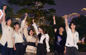 四年时间，美年达交了份「综艺营销」范本