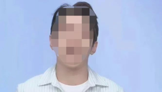 花西子公关，跟李佳琦学的？