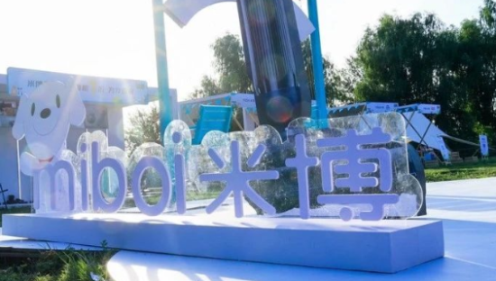 探寻宠物清洁新方案，无滚布洗地机抢先一步