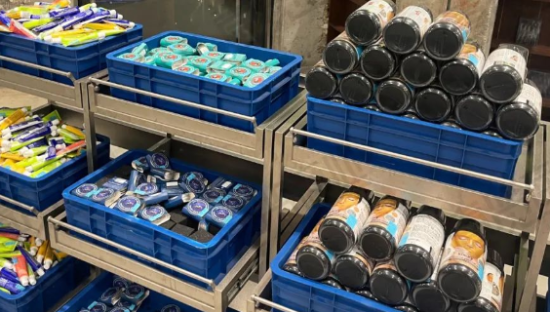 摘掉“小样天堂”标签后，HARMAY話梅为何还在关店？