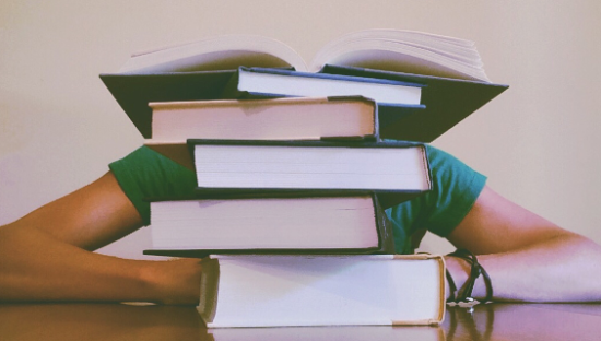 盗版图书，拼多多的“毒刺”？