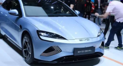 中国新能源车：从卖向全球，到扎根全球