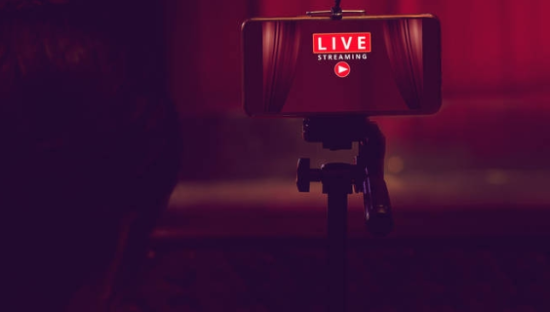 李佳琦小杨哥们深度绑定美妆背后