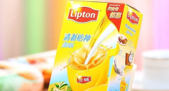 茶饮成“顶流”，是被立顿和三得利带起来的？